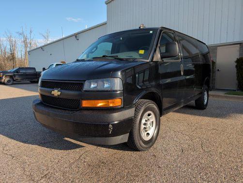 2021 Chevrolet Express 2500 RWD 2500 Regular Wheelbase WT