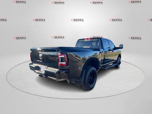 2024 RAM 3500 Laramie Crew Cab 4x4 8' Box