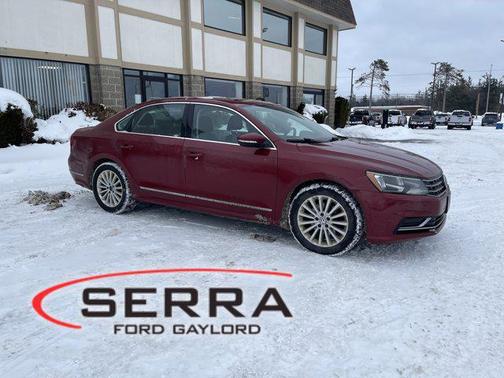 2016 Volkswagen Passat 1.8T SE