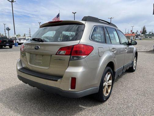 2014 Subaru Outback 2.5i