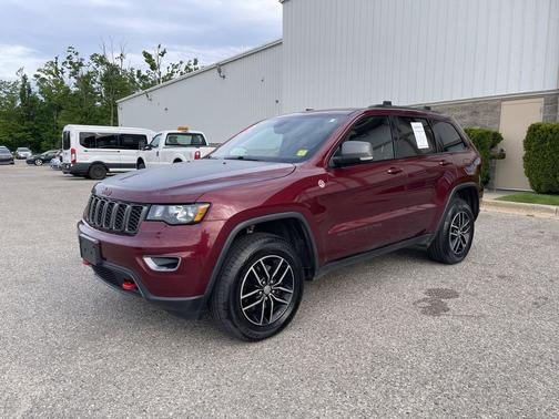 Velvet Red Pearlcoat 2017 Jeep Grand Cherokee Trailhawk