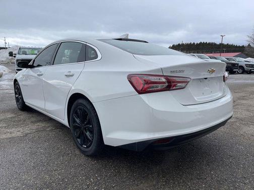2021 Chevrolet Malibu FWD LT