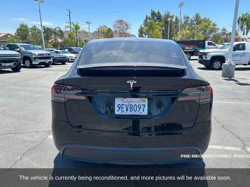 2023 Tesla Model X Base