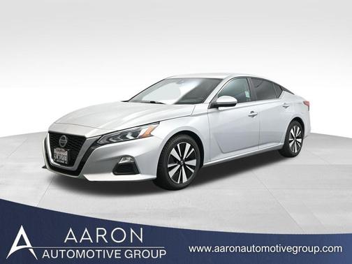 2022 Nissan Altima 2.5 SV