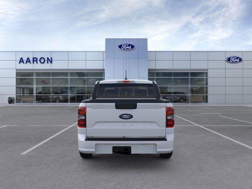 2026 Ford Maverick Lobo Standard