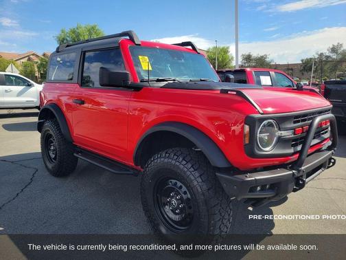 2023 Ford Bronco Base