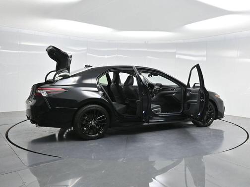 2021 Toyota Camry XSE V6