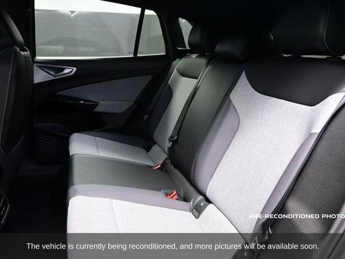 2023 Volkswagen ID.4 Pro