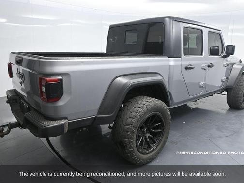 2020 Jeep Gladiator Sport