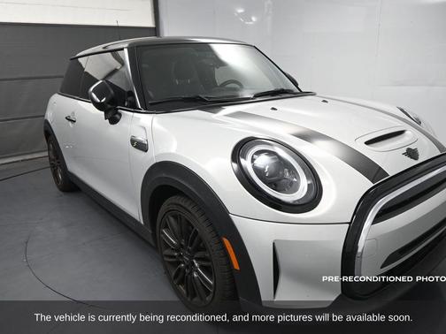 2023 MINI SE Hardtop BASE