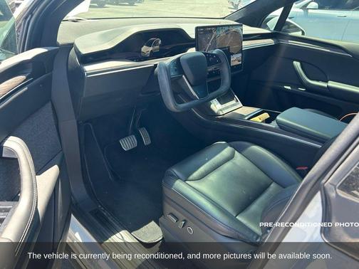 2023 Tesla Model X Base