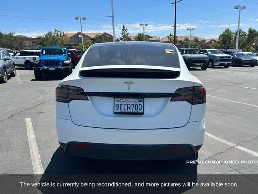 2023 Tesla Model X Base