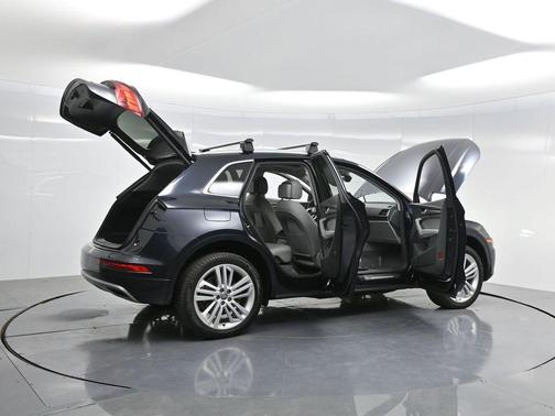 2020 Audi Q5 40 Premium Plus