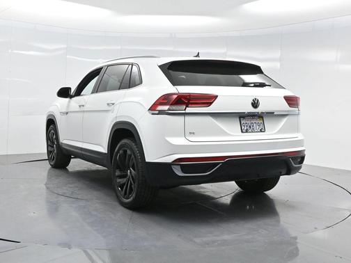 2022 Volkswagen Atlas Cross Sport 2.0T SE w/Technology