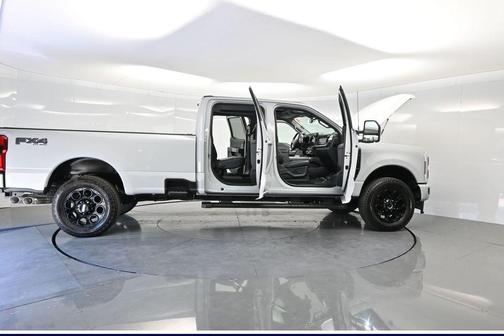 2026 Ford F-350 Lariat Super Duty