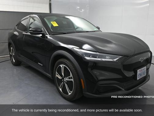 2021 Ford Mustang Mach-E Select