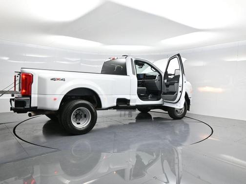 2023 Ford F-350 XLT DRW