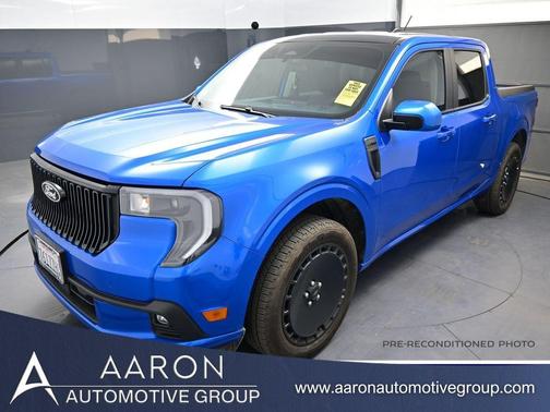 2025 Ford Maverick Lobo Standard