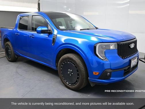 2025 Ford Maverick Lobo Standard
