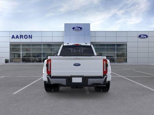 2026 Ford F-350 Lariat Super Duty