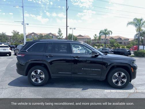 2023 Jeep Grand Cherokee 4xe Base