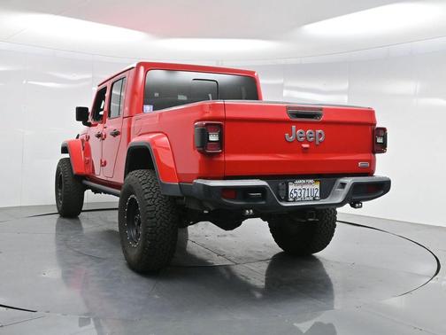 2020 Jeep Gladiator Overland