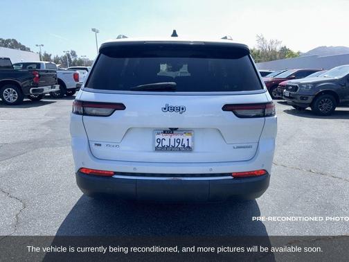 2022 Jeep Grand Cherokee L Laredo