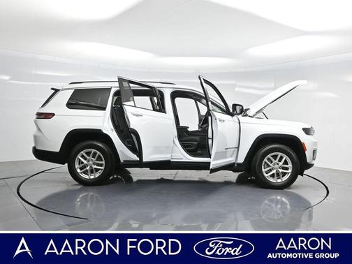 2022 Jeep Grand Cherokee L Laredo