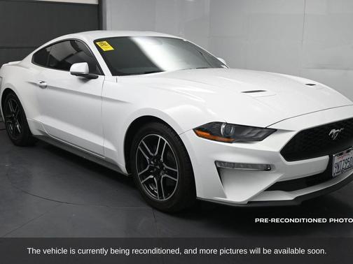 2022 Ford Mustang EcoBoost Premium