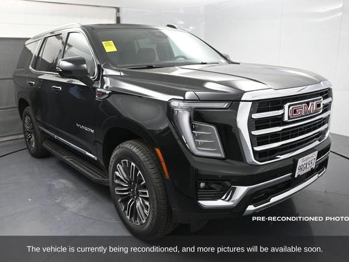2025 GMC Yukon Elevation