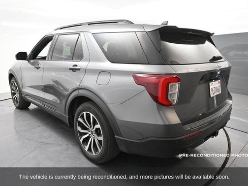 2023 Ford Explorer ST-Line