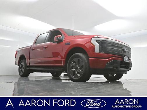 2024 Ford F-150 Lightning LARIAT