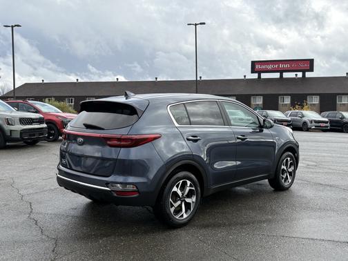 2022 Kia Sportage LX