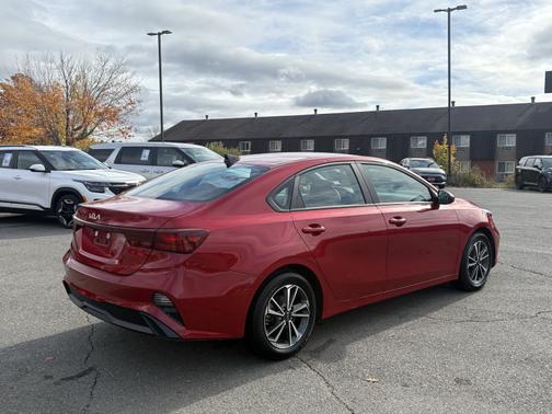 2022 Kia Forte LXS