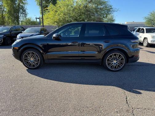 2022 Porsche Cayenne Platinum Edition