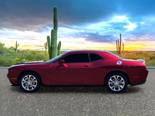 Octane Red Pearlcoat 2021 Dodge Challenger SXT