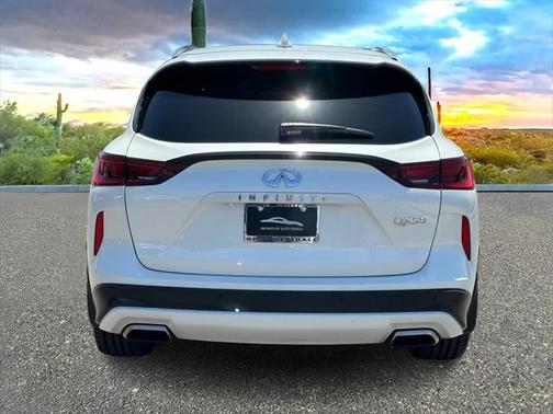 2022 INFINITI QX50 LUXE
