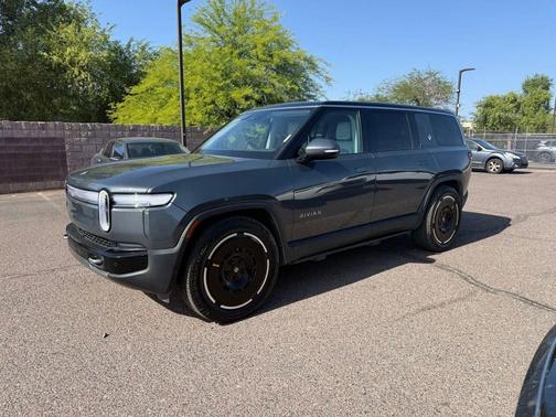 El Cap Granite 2026 Rivian R1S Performance Dual Motor Max Pack