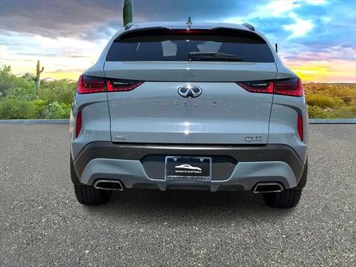 2022 INFINITI QX55 LUXE