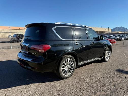 2017 INFINITI QX80 Base