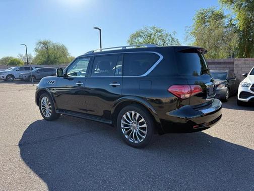 2017 INFINITI QX80 Base