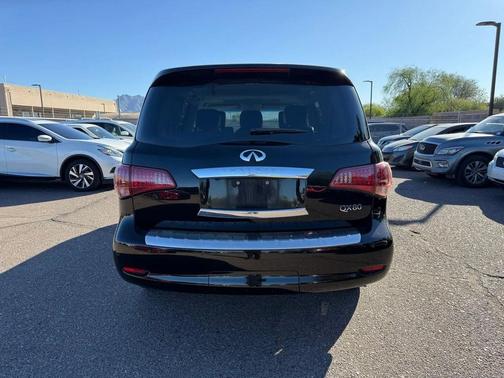 2017 INFINITI QX80 Base
