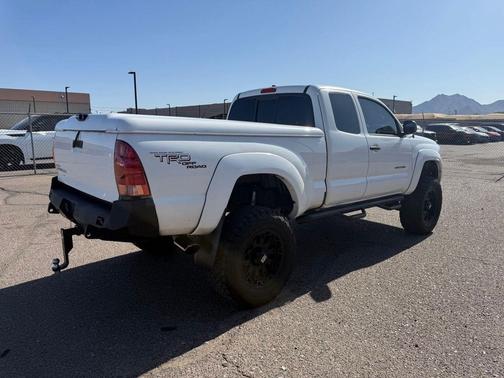 Super White 2006 Toyota Tacoma PreRunner