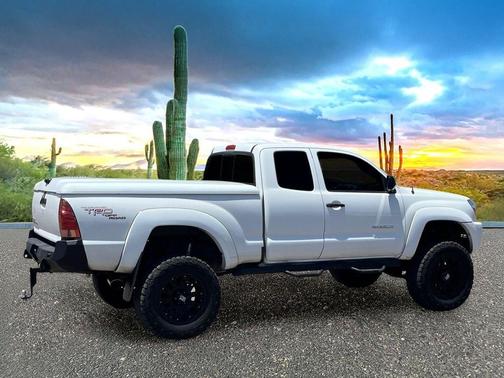 Super White 2006 Toyota Tacoma PreRunner