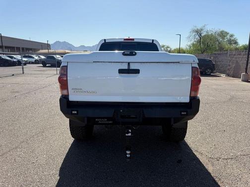 Super White 2006 Toyota Tacoma PreRunner