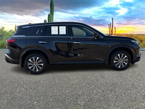 2025 INFINITI QX60 Pure