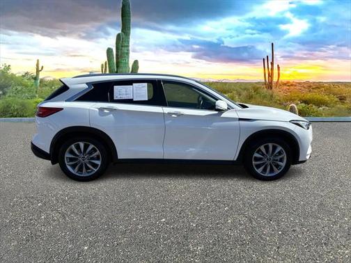2021 INFINITI QX50 LUXE AWD