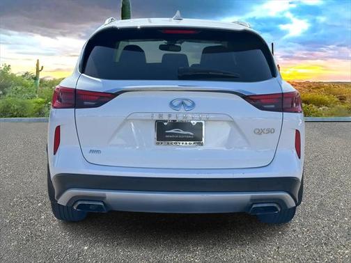 2021 INFINITI QX50 LUXE AWD