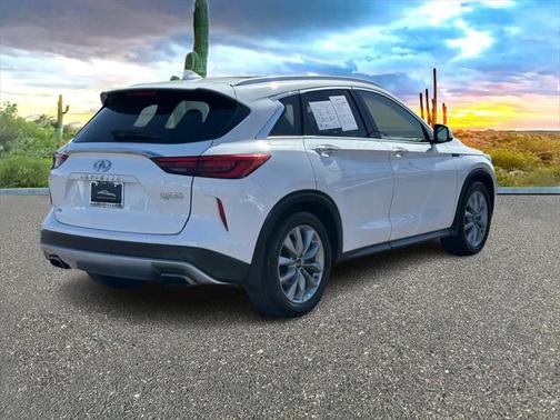 2021 INFINITI QX50 LUXE AWD