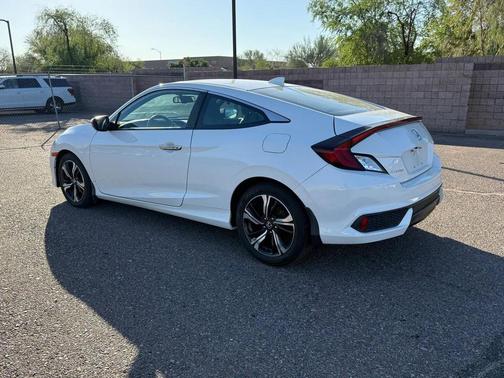2016 Honda Civic Touring
